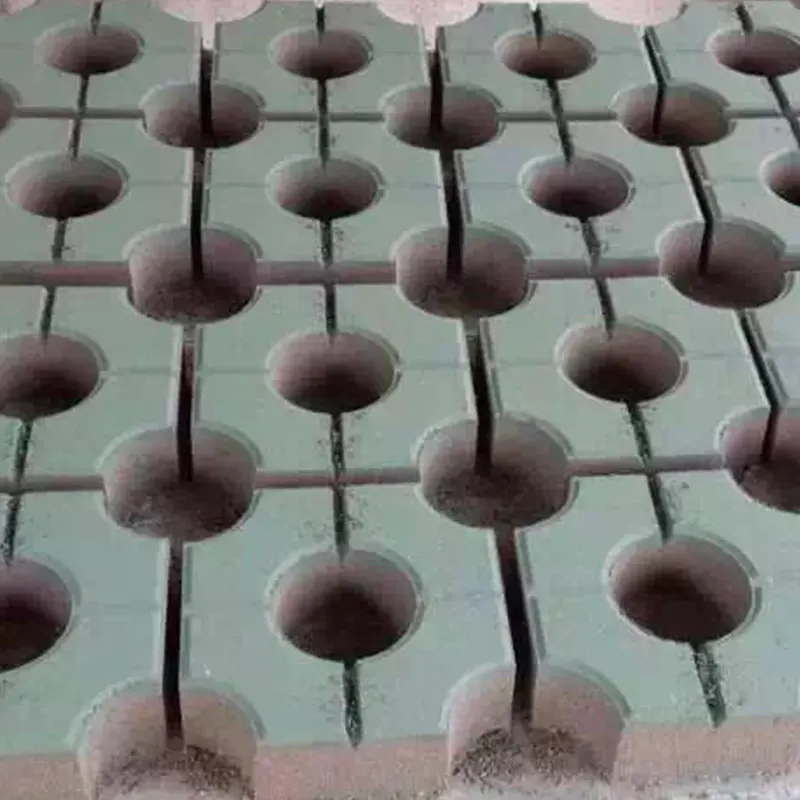 Eraikuntza-gunearen segurtasuna areagotzea bloke-makina guztiz automatikoekin